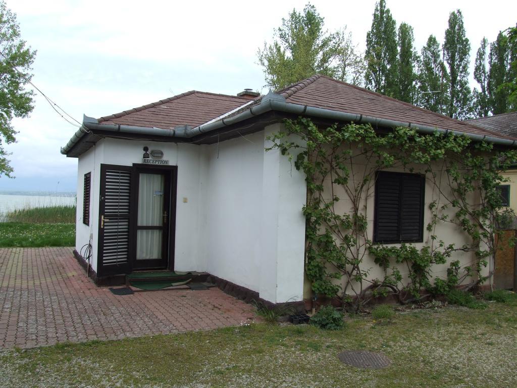 Aranyhid Hotel Balatonboglár Extérieur photo