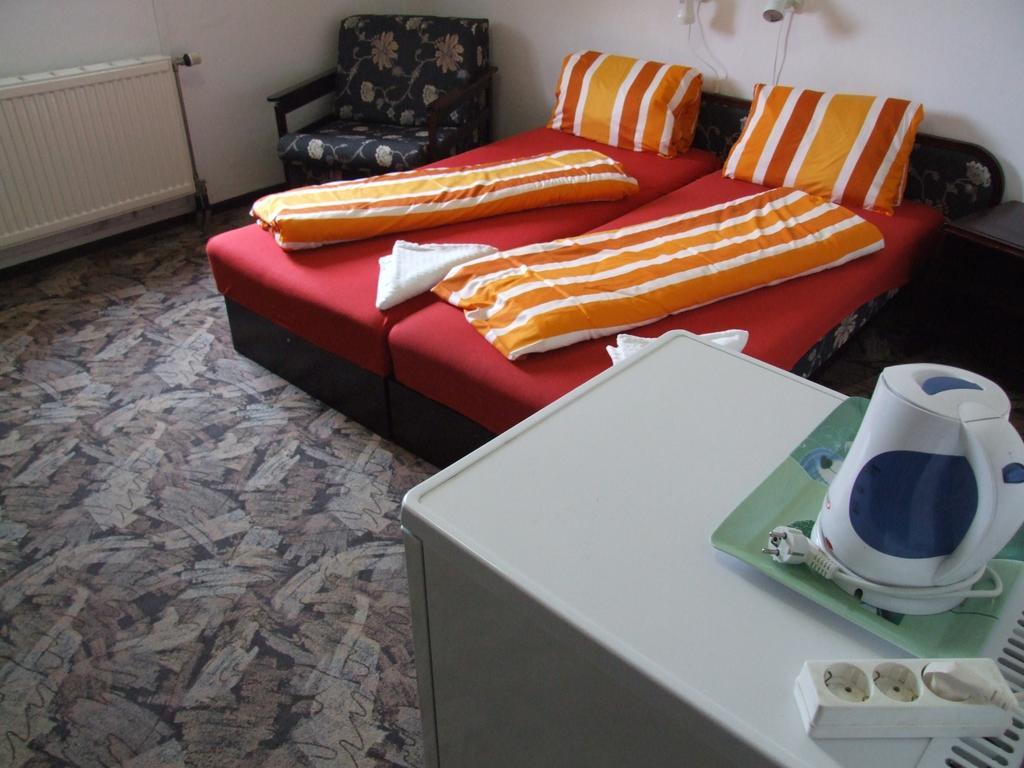 Aranyhid Hotel Balatonboglár Chambre photo