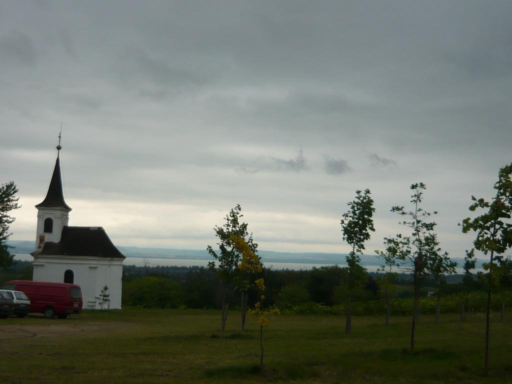 Aranyhid Hotel Balatonboglár Extérieur photo