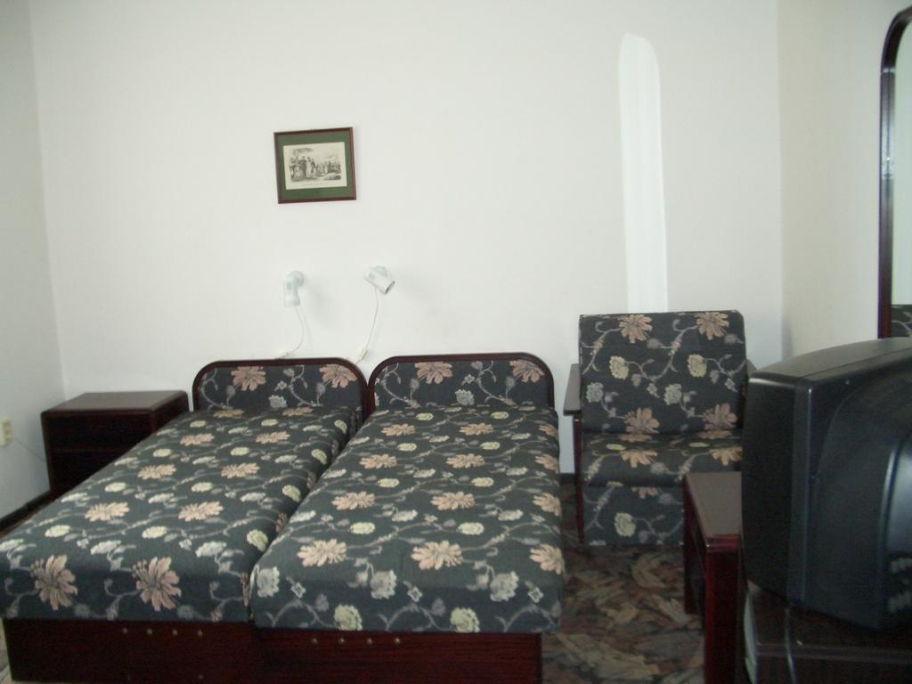 Aranyhid Hotel Balatonboglár Chambre photo
