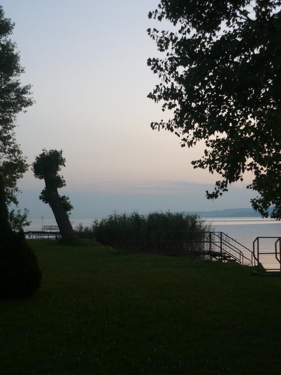Aranyhid Hotel Balatonboglár Extérieur photo