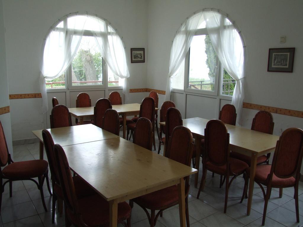 Aranyhid Hotel Balatonboglár Extérieur photo